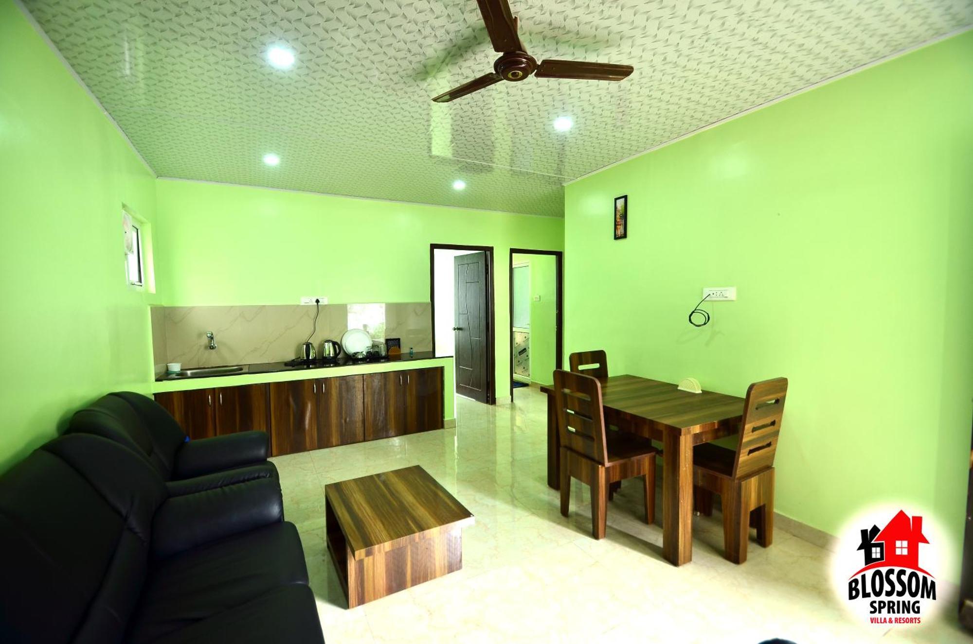 Blossom Spring Villa أوتي المظهر الخارجي الصورة
