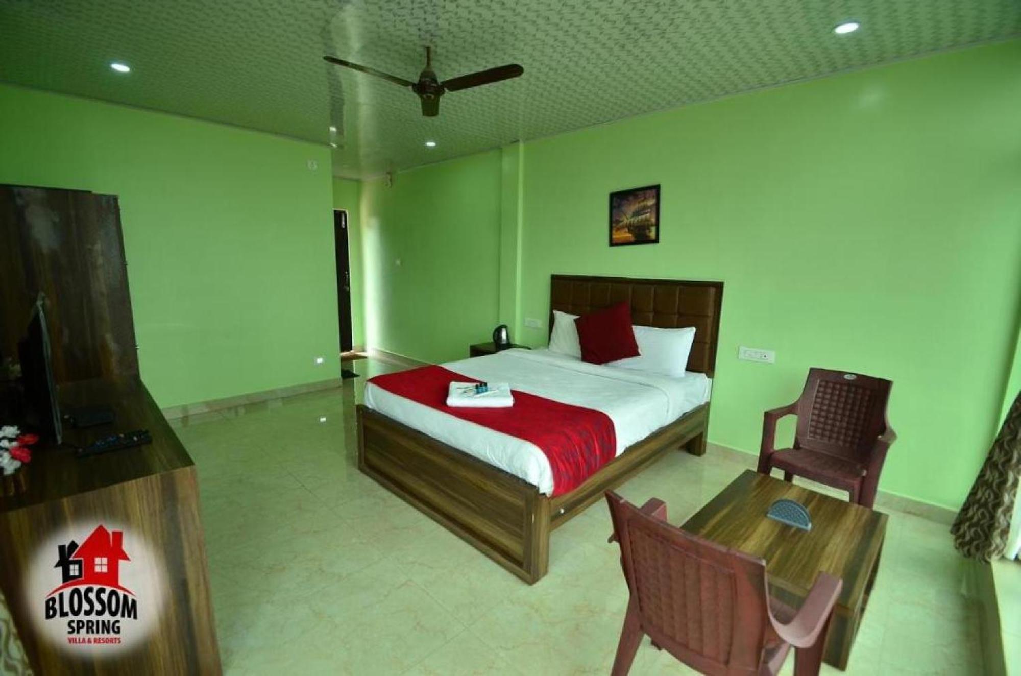 Blossom Spring Villa أوتي المظهر الخارجي الصورة